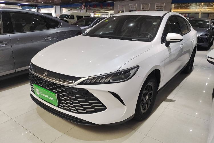 Used BYD Qin PLUS 2025 DM-i Smart Drive 55KM Leading Model
