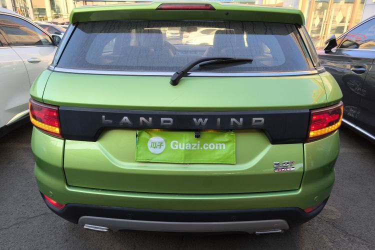 Used Land X7 2015 2.0T Panoramic Prestige Edition
