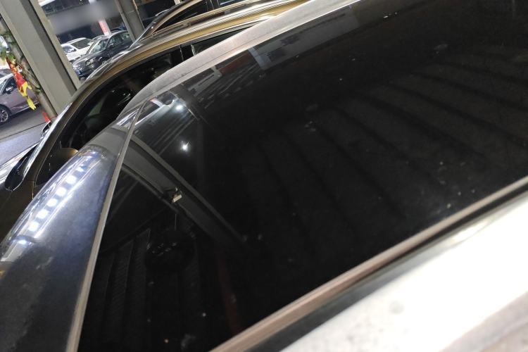 Used Mercedes-Benz GLC 2016 GLC 260 4MATIC Luxury Model