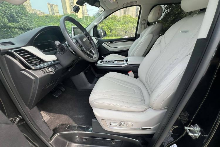 Used SAIC MAXUS G20 2020 2.0T Gasoline Automatic Luxury Edition
