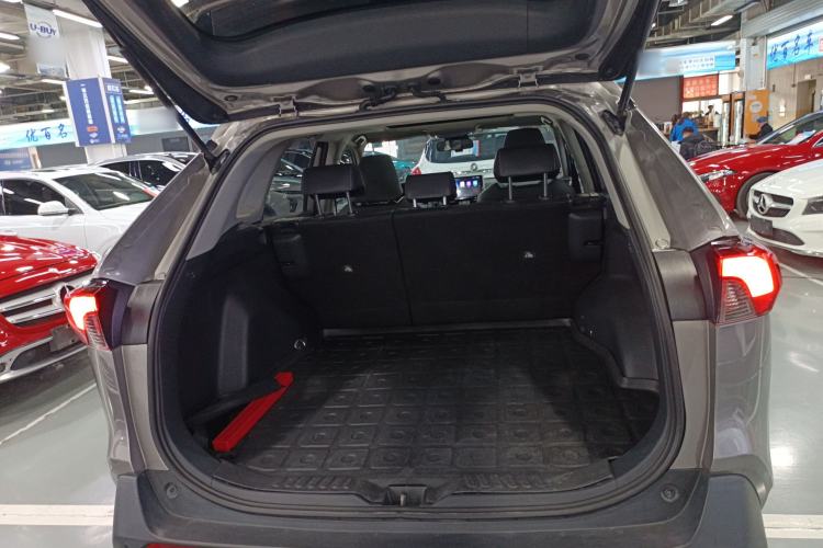 Used Toyota RAV4 2021 2.0L CVT Four-Wheel Drive Premium Edition