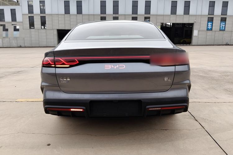 Used BYD Qin L 2024 DM-i 80KM Leading Model
