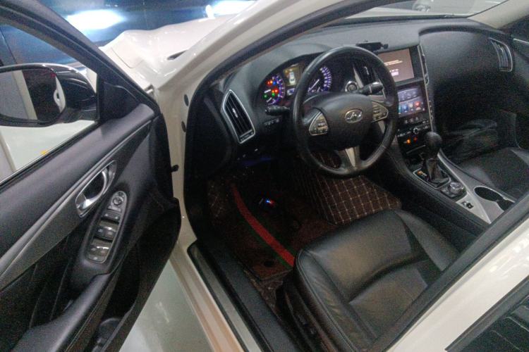 Used Infiniti Q50L 2015 2.0T Enjoyment Edition
