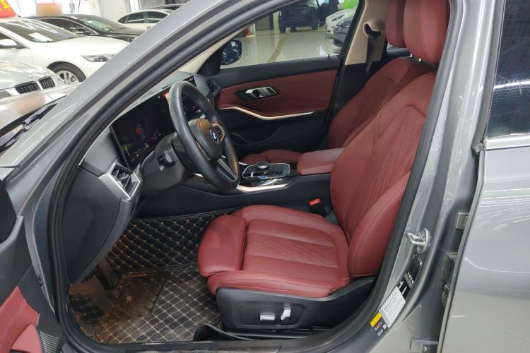 Used BMW i3 2022 eDrive 35 L
