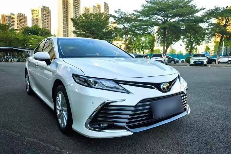 Used Toyota Camry 2021 2.0G Luxury Edition

