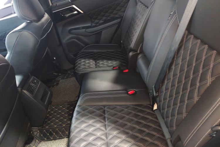 Used Mitsubishi Outlander 2023 1.5T CVT Four-Wheel Drive Prestige Edition 7 Seats