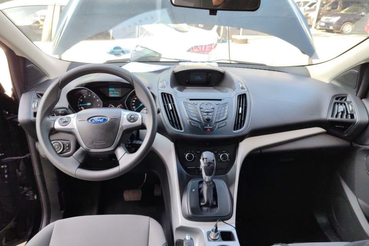 Used Ford Kuga 2013 1.6L GTDi Two-Wheel-Drive Comfort Model
