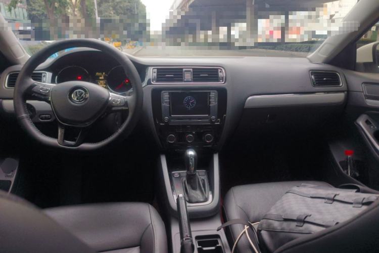 Used Volkswagen Sagitar 2018 1.6L Automatic Comfort Model
