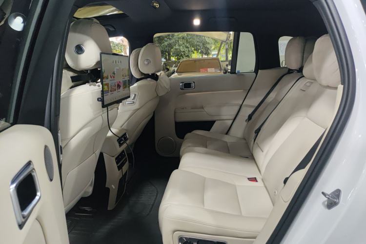 Used Li Auto L7 2023 Air model
