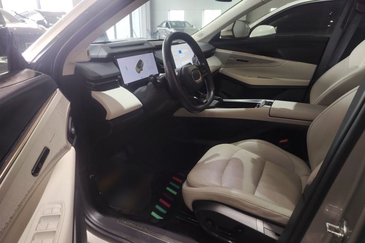 Used Lynk & Co 08 EM-P 2023 245km Ultra-Long Range Halo
