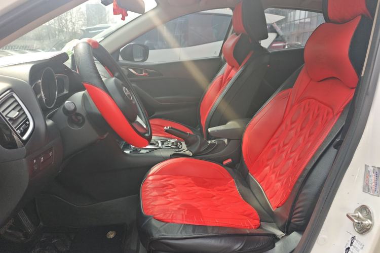 Used Mazda Mazda 3 Axela 2014 Sedan 1.5L Automatic Luxury Model
