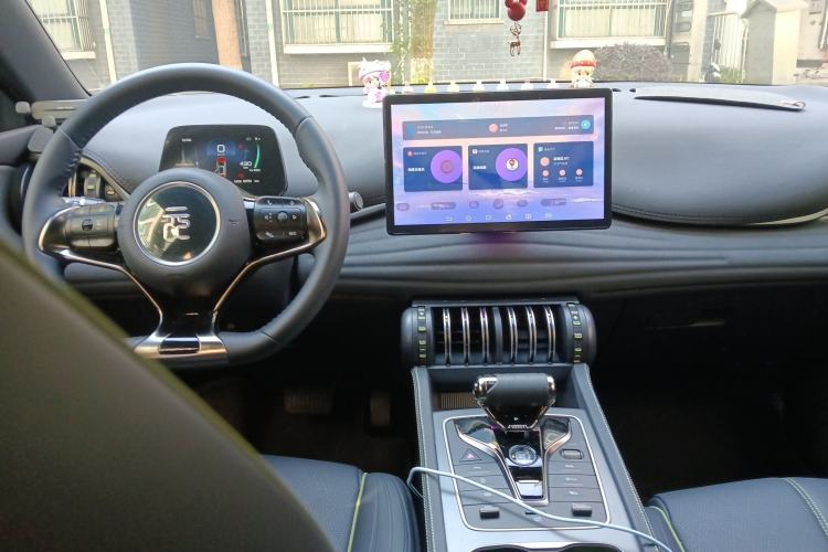 Used BYD Yuan PLUS 2024 Honor Edition 430KM Beyond Model
