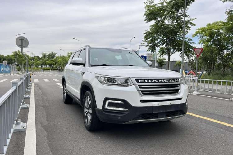 Used Changan CS95 2017 2.0T Two-Wheel Drive Zhitu Edition
