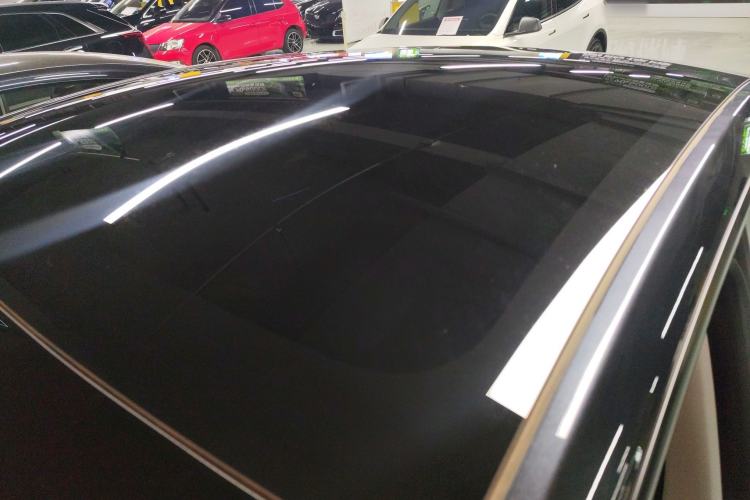 Used Tesla Model Y 2025 Rear-Wheel-Drive Version
