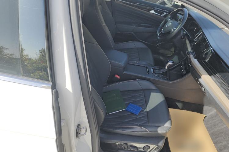 Used Volkswagen Passat 2019 330TSI Luxury Edition China VI Standard