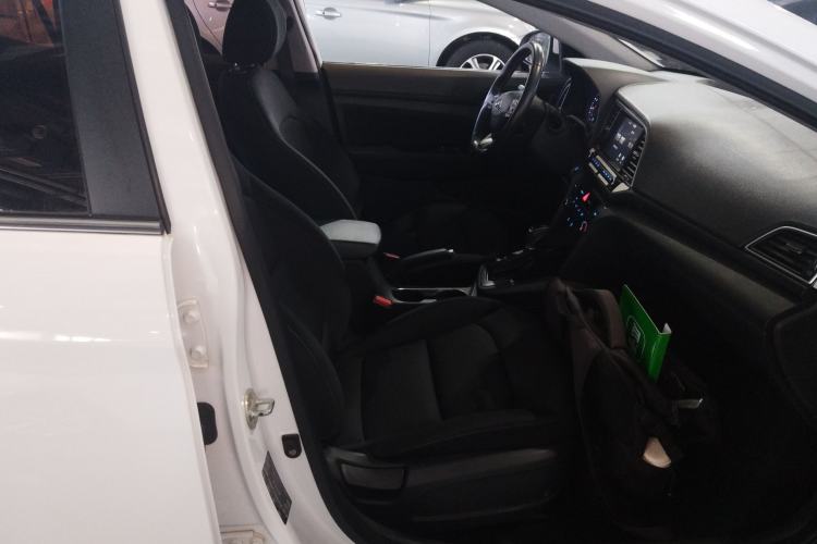 Used Hyundai Elantra 2018 1.4T Dual-Clutch Xuan Dong · Dynamic Edition
