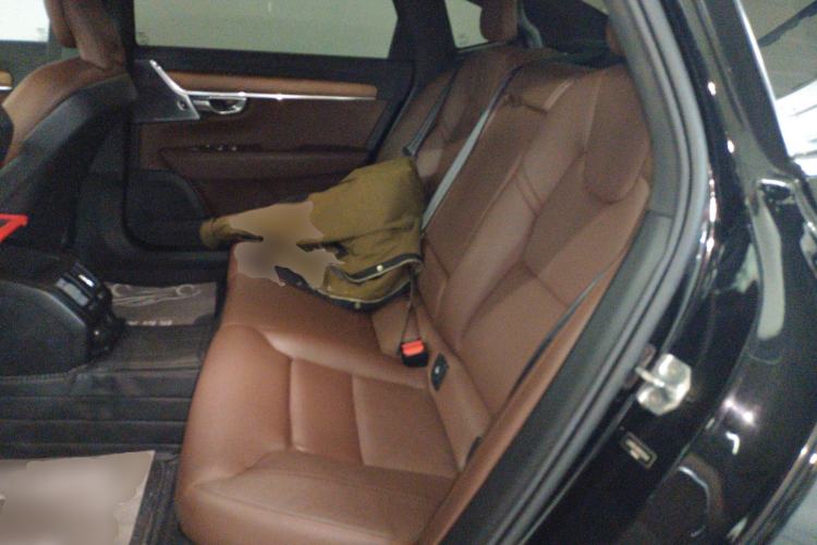 Used Volvo S90 2022 B5 Zhiyi Luxury Edition
