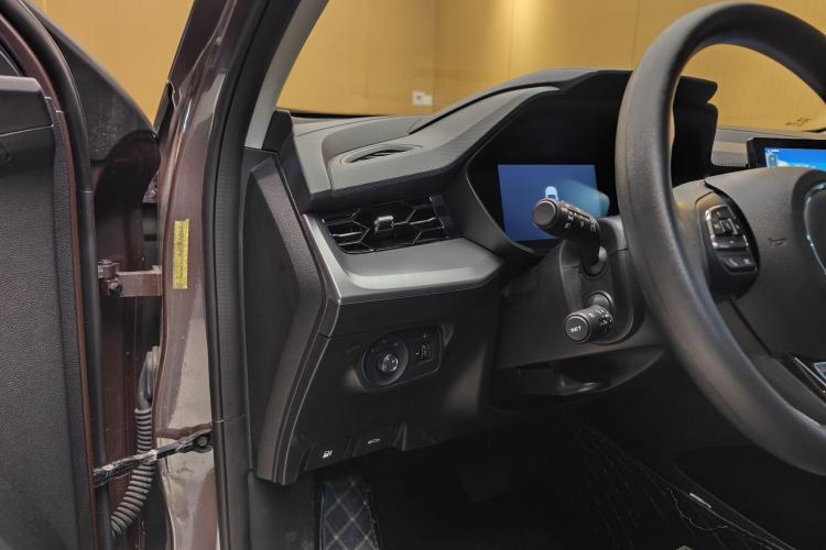 Used MG 5 2021 180 DVVT CVT Youth Luxury Edition
