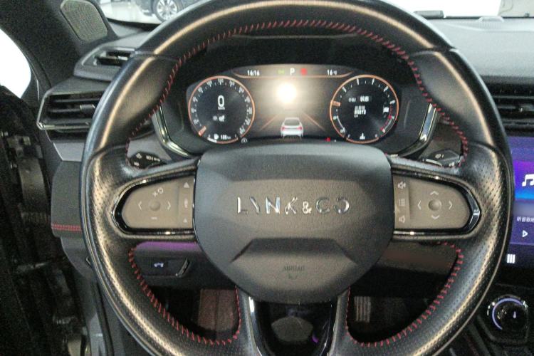 Used Lynk & Co 05 2020 2.0TD Four-Wheel Drive HypeHalo