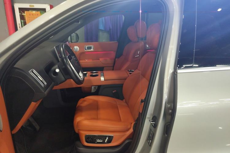 Used Li Auto L8 2023 Pro Model
