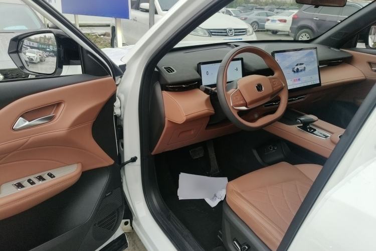 Used Changan UNI-Z New Energy 2024 Blue Whale Smart Electric iDD 125km Excellence Model