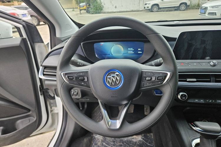 Used Buick Velite 6 2023 430km Range Commuter Version
