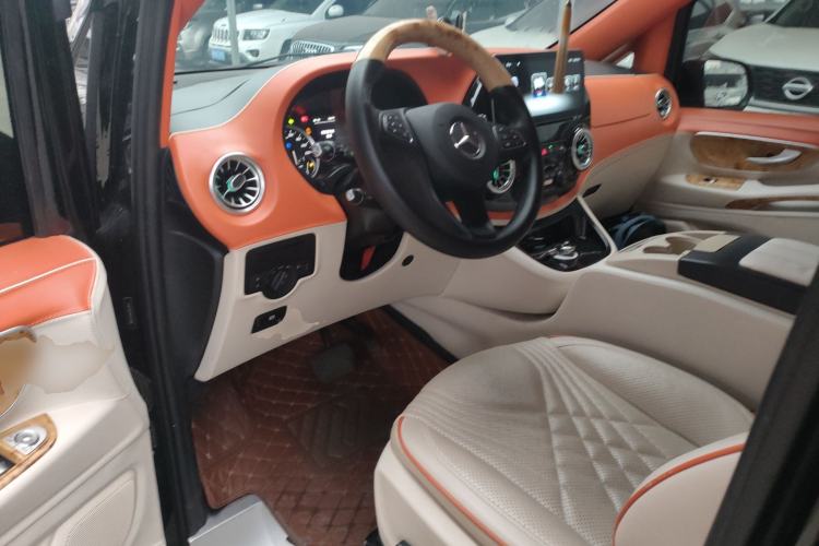 Used Mercedes-Benz Vito 2021 2.0T Elite Version 7 Seats
