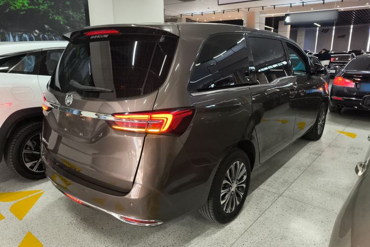 Used Buick GL8 2020 Land Cruiser Executive Class 652T Comfort Model