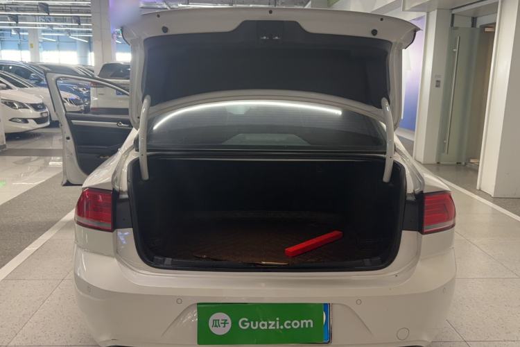 Used Volkswagen Lamando 2018 230TSI DSG Fashion Edition
