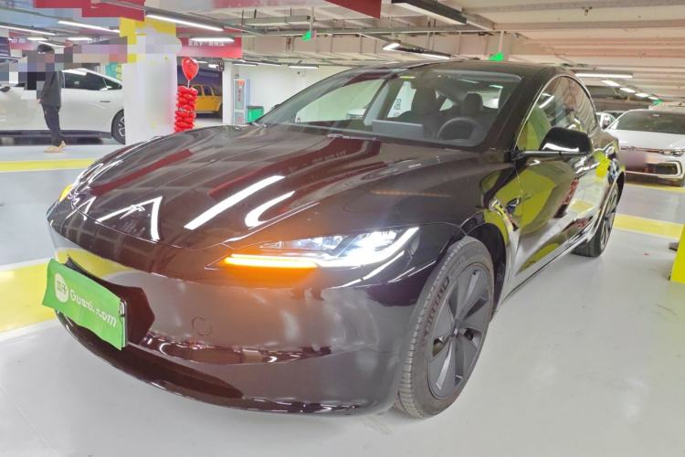 Used Tesla Model 3 2023 Long-Range All-Wheel-Drive Version