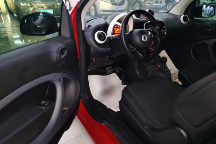 Used smart fortwo 2018 1.0L 52kW Hardtop Dynamic Version China V
