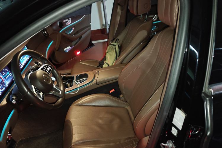 Used Mercedes-Benz E-Class 2018 Facelift E 300 L Luxury Edition