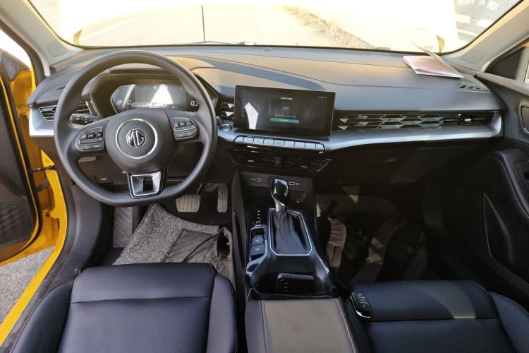 Used MG 5 2021 180 DVVT CVT Youth Luxury Edition
