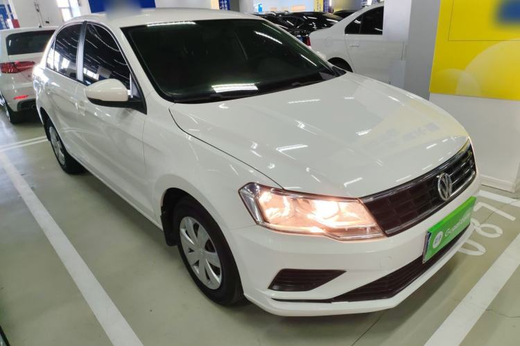 Used Volkswagen Jetta 2017 1.5L Manual Fashion Edition
