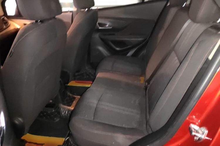 Used Buick Encore 2015 1.4T Automatic Two-Wheel Drive Urban Elite Version
