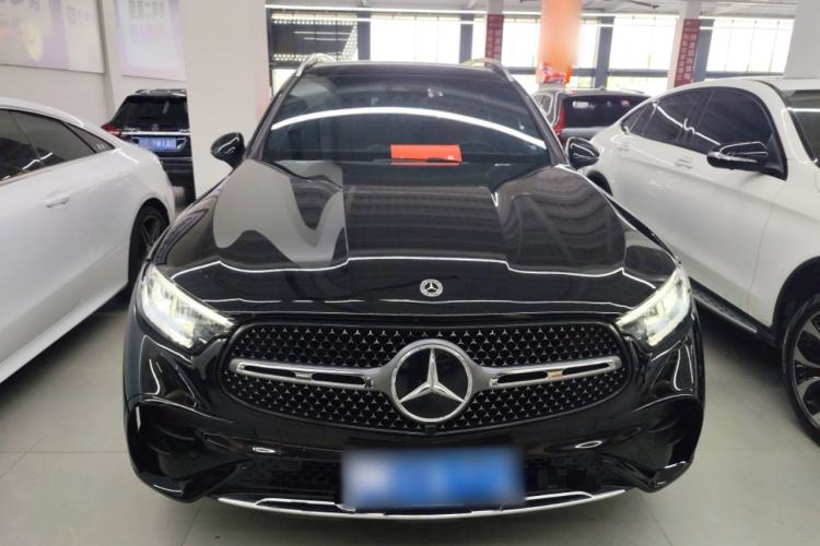 Used Mercedes-Benz GLC 2024 GLC 260 L 4MATIC Luxury Model 5 Seats
