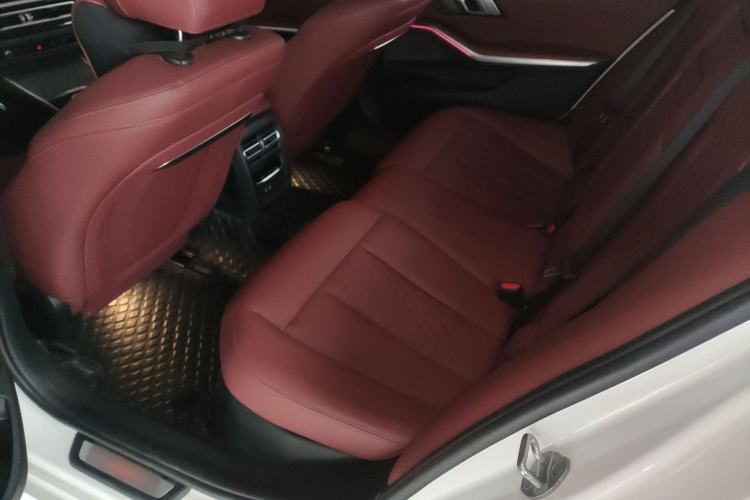 Used BMW i3 2023 eDrive 40 L Midnight Edition
