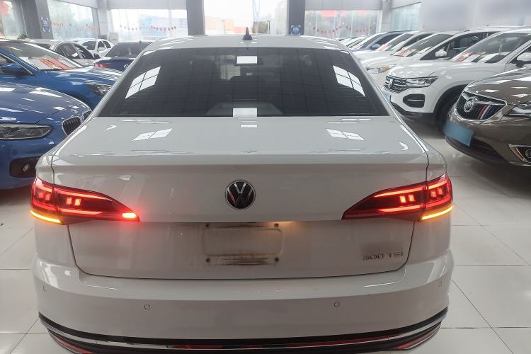 Used Volkswagen Bora 2023 300TSI DSG Prestige Edition