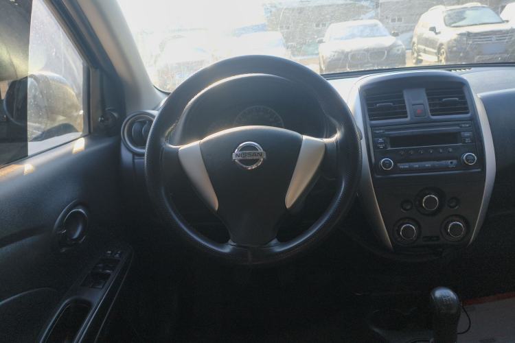 Used Nissan Sunny 2015 1.5XE Manual Comfort Edition
