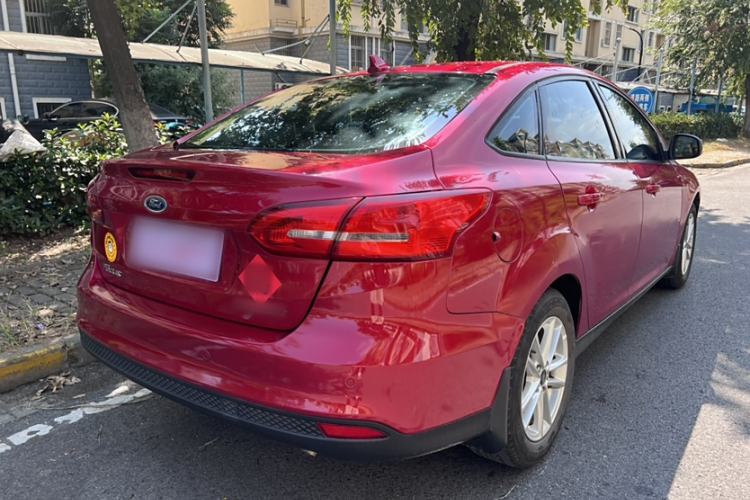 Used Ford Focus 2017 Sedan 1.6L Automatic Fashion Edition Smart Drive Version
