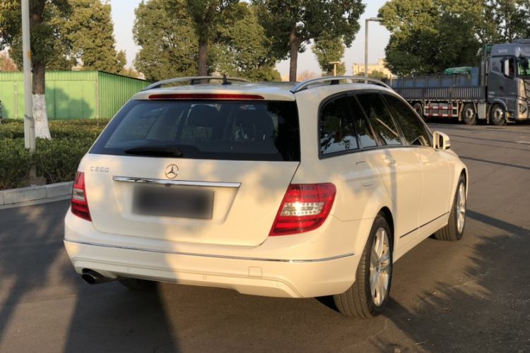 Used Mercedes-Benz C-Class 2011 C 200 Fashion Travel Edition