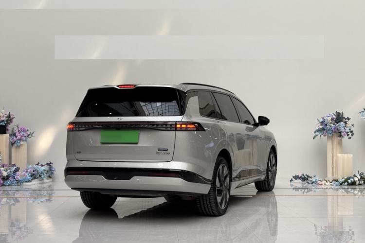 Used  eπ008 2025 210Max Range-Extended Version 5 Seats