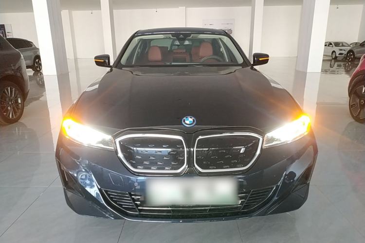 Used BMW i3 2024 eDrive 40 L Midnight Edition
