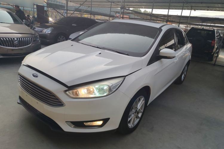 Used Ford Focus 2015 Sedan EcoBoost 125 Automatic Supreme Style Edition