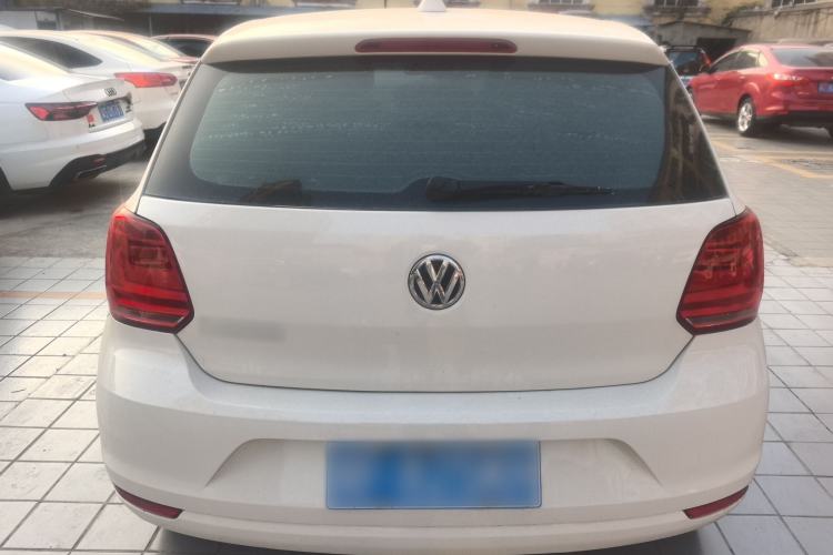 Used Volkswagen Polo 2016 1.4L Manual Fashion Model