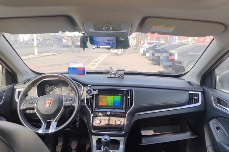 Used Roewe RX5 2018 20T Two-Wheel Drive Manual Flagship Edition