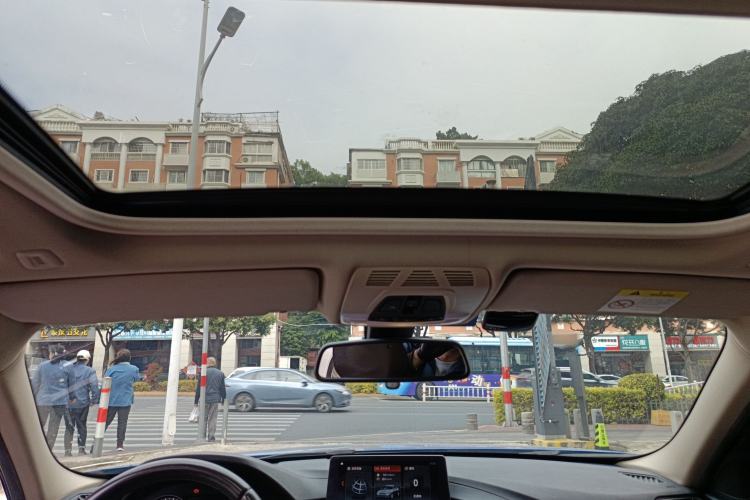 Used BMW 3 Series 2018 320Li Leading Model M Sport Package
