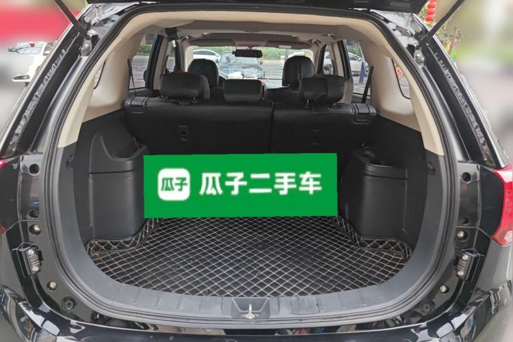 Used Mitsubishi Outlander 2018 2.0L Two-Wheel Drive Glory Edition 5 Seats