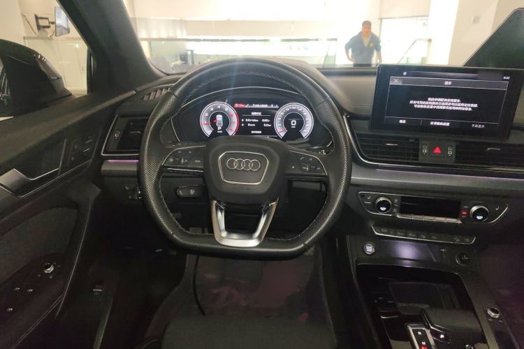 Used Audi Q5L Sportback 2022 40 TFSI Luxury Model
