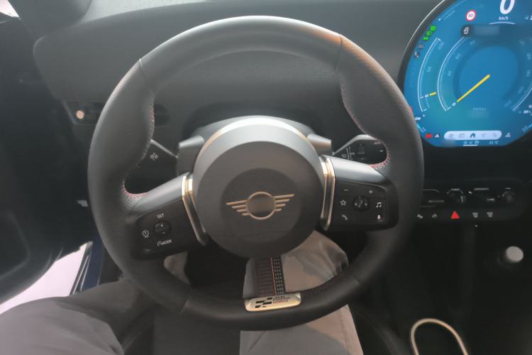 Used  Electric MINI COOPER 2024 452km COOPER SE Racing Driver
